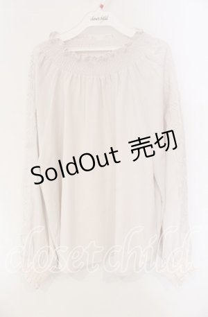 画像: axes femme / ボリューム袖ハイネックブラウス  アイボリー O-25-09-11-071-AX-TO-IG-OS