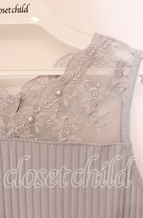 画像2: axes femme / 繊細レースタンクトップ  ライトグレー O-25-09-11-082-AX-TO-IG-ZT359 (2)