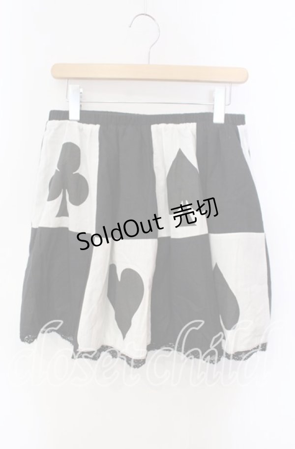 画像1: イチオク / トランプ柄スカート  ブラック×ホワイト O-25-09-13-063-PU-SK-OW-OS (1)