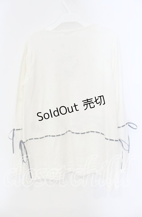 画像4: axes femme / sajou刺繍入ニットカーデ  生成り O-25-09-13-013-AX-TO-IG-OS (4)