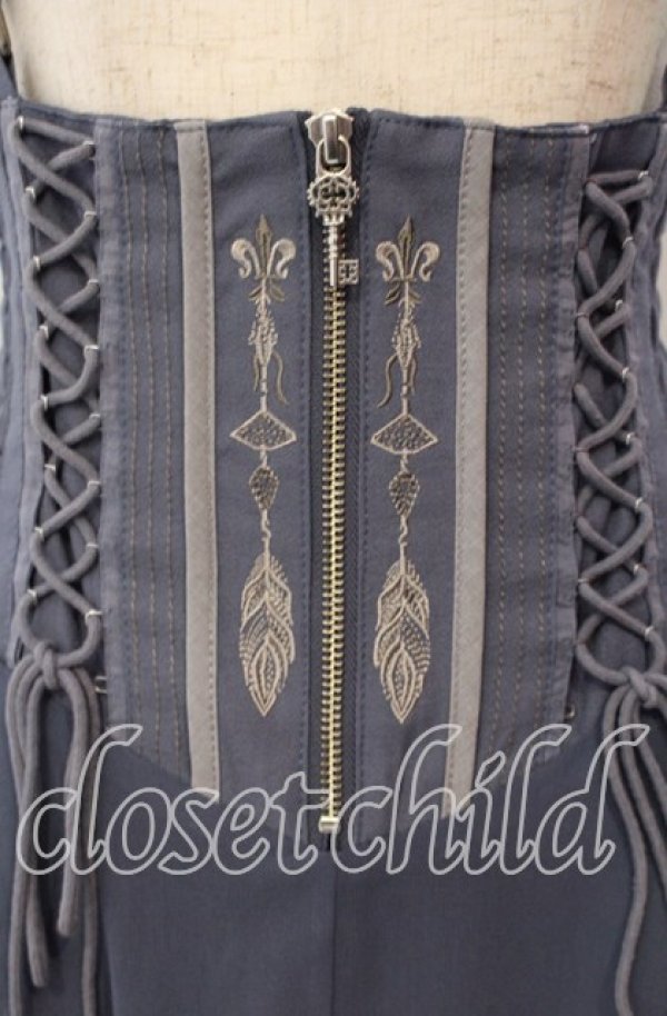 画像2: Rozen Kavalier / チェーン＆エンブレムptサススカート  ブルー O-25-09-15-073-OO-SK-OW-OS (2)