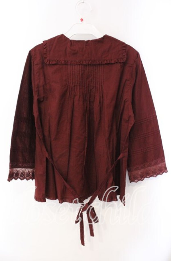 画像3: PINK HOUSE / ロゴ刺繍入りローンブラウス  ガーネット O-25-09-16-051-LO-BL-IG-ZT388 (3)