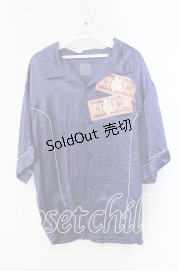 画像1: Karl Helmut / マテリアルキャット刺繍サテンブルゾン 4（L） ブルー O-25-09-16-053-EL-JA-IG-ZT105 (1)