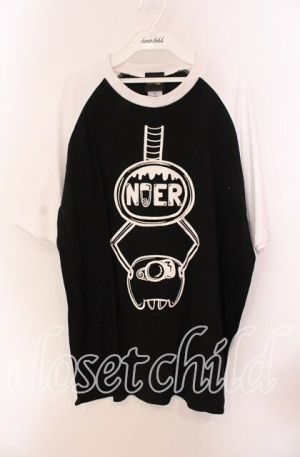 画像1: NieR Clothing / ラグラン袖カットソー XL ブラック×ホワイト キャッチャー柄 O-25-09-20-041-PU-TO-IG-ZT038 (1)