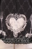 画像4: Enchantlic Enchantilly / トランプティータイムジャンパースカート  クロ O-25-09-20-014-LO-OP-OW-OS (4)