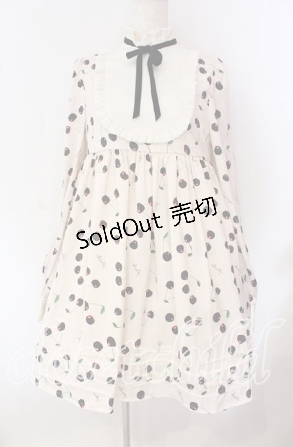 画像1: himitsu by syrup.(RoseMarie seoir) / チェリー柄ワンピース  ベージュ O-25-09-22-005-LO-OP-OW-OS (1)