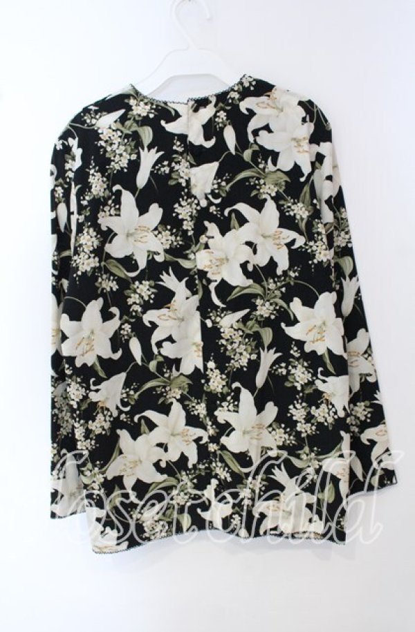 画像3: INGEBORG / 百合柄ピンタック使いブラウス  クロ O-25-09-23-052-LO-BL-OW-ZI (3)