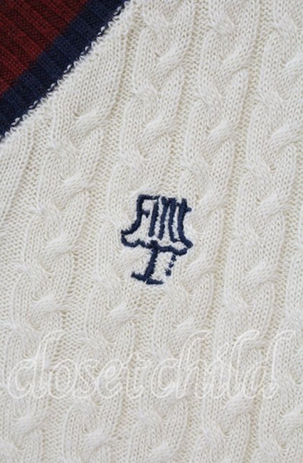 画像2: Fi.n.t / 刺繍ケーブルニット  アイボリー O-25-09-23-063-CA-TO-IG-ZT362 (2)