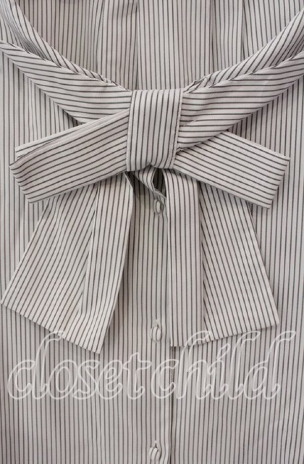 画像2: F&A / ボウタイオフショルブラウス  オフ×グレーストライプ O-25-09-23-007-LO-BL-IG-ZT361 (2)