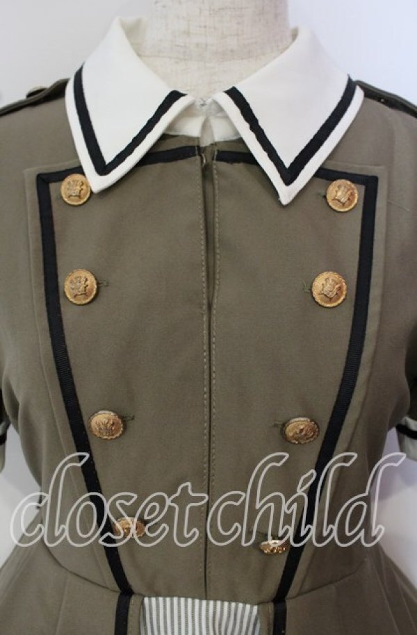 画像2: Amavel / レイヤードミリタリーワンピース F カーキグリーン O-25-09-25-048-CA-OP-OW-ZT318 (2)