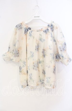 画像: Fi.n.t / 花柄シャーリングブラウス  アイボリー O-25-09-25-032-CA-TO-OW-ZT1002J