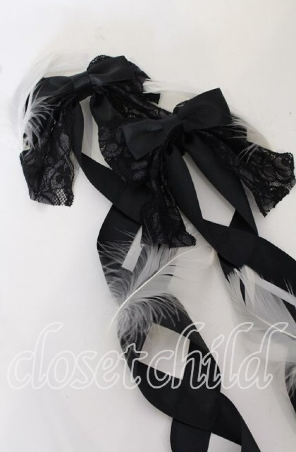 画像2: LOTUS ribbon / ツインテールリボンバレッタ  フェザー×クロリボン O-25-09-26-059-EL-AC-OW-ZT488-F006 (2)