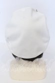 画像3: 【SALE】DimMoire / ロゴ刺繍スウェードベレー帽  ホワイト O-25-09-26-008-PU-AC-OW-ZT511 (3)