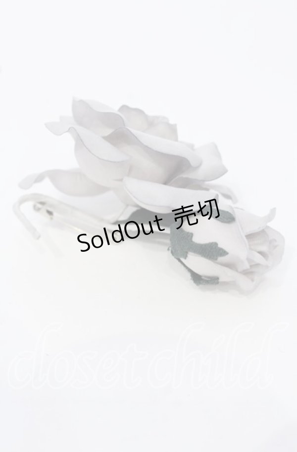 画像2: 【SALE】Victorian maiden / コサージュブローチ  グレー O-25-09-26-040-CL-AC-OW-ZT486 (2)