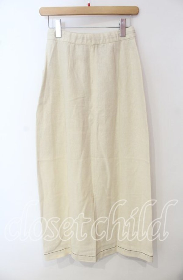 画像3: TOMATSU / くま刺繍ロングスカート  アイボリー O-25-09-29-080-LO-SK-IG-ZT130 (3)