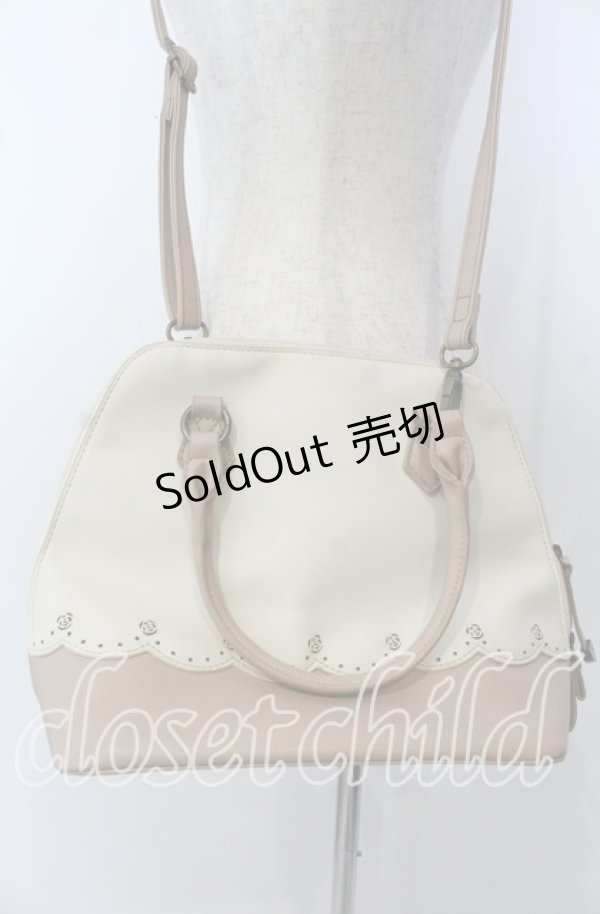 画像1: 【SALE】axes femme / ポーチ付スカラップブガッティバッグ  ピンク O-25-09-30-1011-AX-BG-OW-ZTK012 (1)