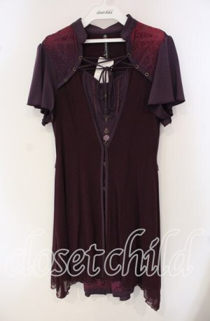 画像: Ozz Croce / メッシュレイヤード刺繍入りワンピース  パープル O-25-09-30-089-OO-OP-IG-OS