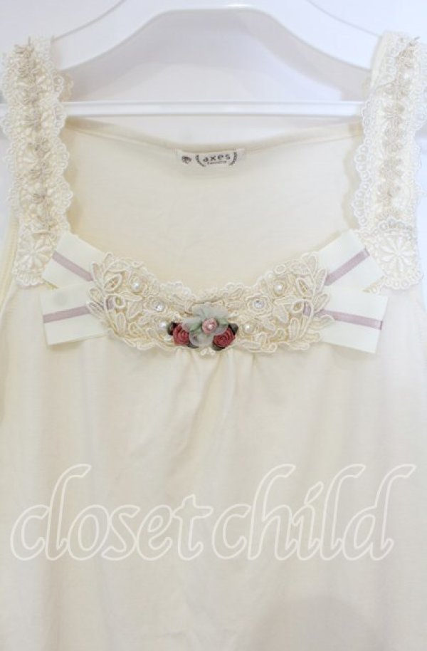 画像2: axes femme / 胸元＆肩デザインロングタンク  アイボリー O-25-09-30-100-AX-TO-IG-ZT015 (2)