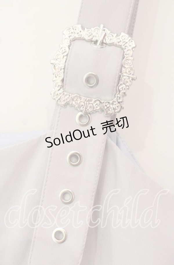 画像2: DearMyLoveRose / オーナメントバックルジャンスカワンピース 3L ブルーグレー O-25-10-04-061-EL-OP-OW-OS (2)