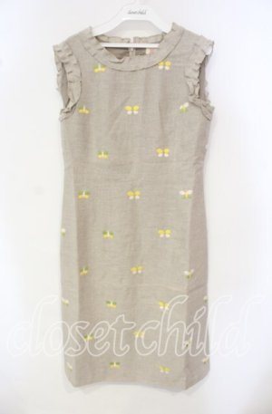 画像: TOMATSU / 蝶刺繍リネンジャンパースカート 38 ベージュ O-25-10-06-064-LO-OP-IG-OS