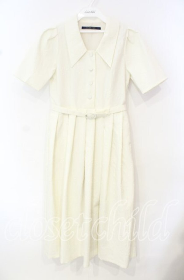 画像1: an another angelus / タイル風エンボス柄ワンピース  オフ O-25-10-11-056-CA-OP-IG-ZT129 (1)