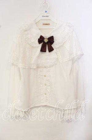 画像: Amavel / Secret Macaronレースケープブラウス F シロ×ワイン O-25-10-14-109-CA-BL-OW-OS