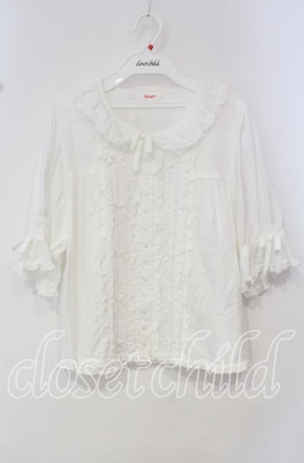 画像1: PINK HOUSE / はしごレース&サテンリボン使いローンブラウス  シロ O-25-10-14-116-LO-BL-OW-OS (1)