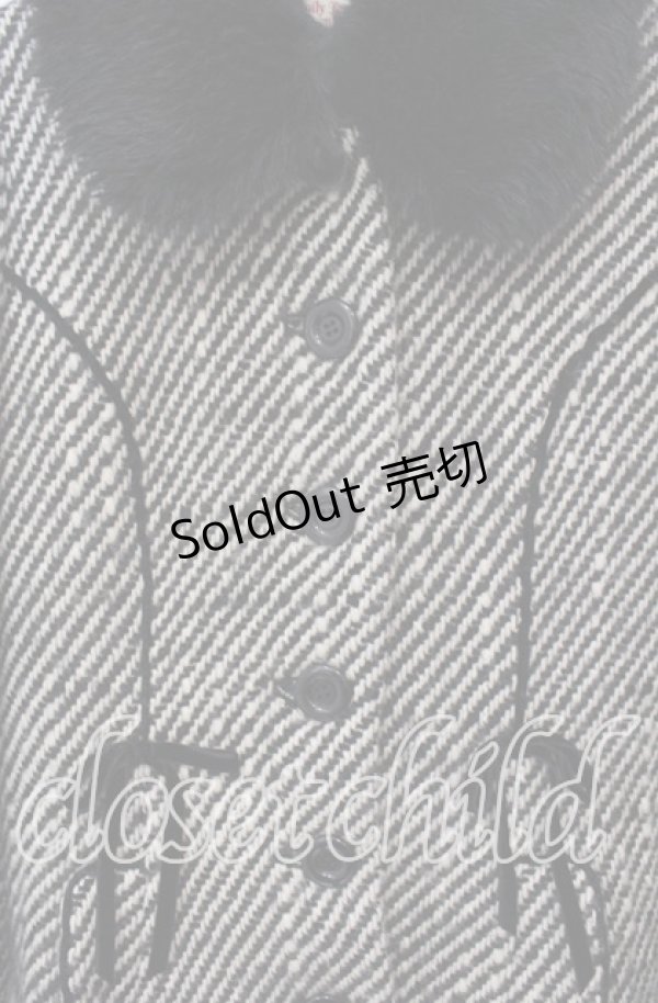 画像2: 【SALE】Emily Temple cute / ベロアリボンファー付きコート  クロ×オフ O-25-10-18-037-ET-CO-IG-ZT-C010 (2)