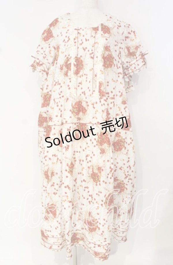 画像1: PINK HOUSE / チェリーブロッサムフラワーバスケットワンピース【お直しあり】  オフシロ O-25-10-18-064-LO-OP-IG-OS (1)