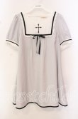 画像1: Amavel / クロス刺繍入りスクエアヨーク切替ワンピース F グレー O-25-10-20-015-CA-OP-OW-OS (1)