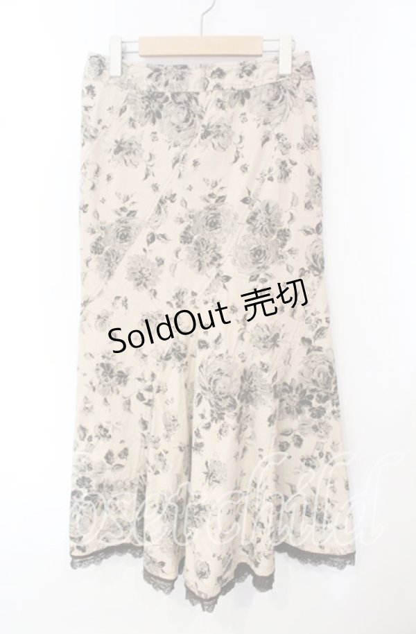 画像1: 【SALE】INGEBORG / ジャガードフラワーロングスカート 13 ベージュ O-25-10-21-060-LO-SK-OW-ZT162 (1)