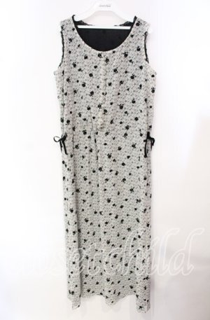 画像: INGEBORG / フェイクレイヤードフロッキーワンピース  シロ×クロ O-25-10-21-114-LO-OP-OW-ZT381