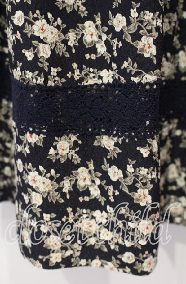 画像2: 【SALE】KETTY / 小薔薇柄ロングスカート LL クロ×ネイビー O-25-10-21-018-EL-SK-IG-ZT49 (2)