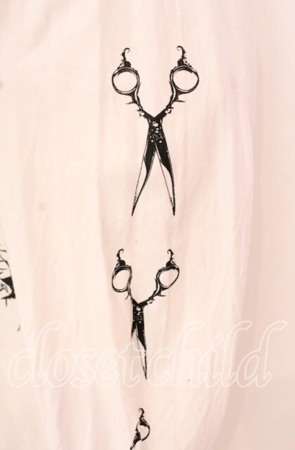 画像3: Amilige / ハートクロス羽プリントロングTシャツ  シロ O-25-10-23-056-PU-TO-OW-OS (3)