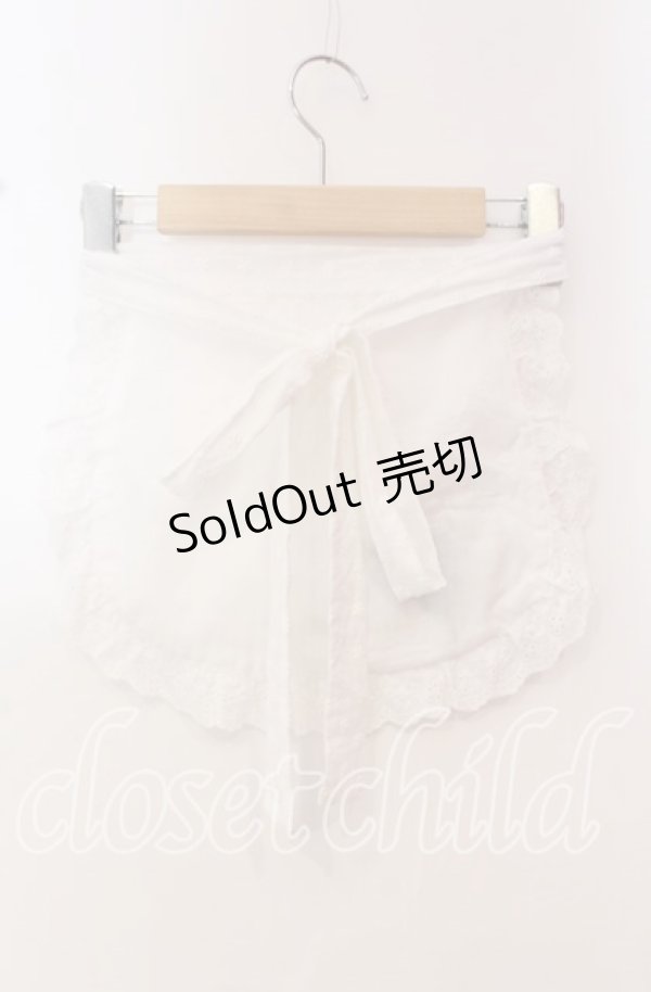 画像3: To Alice / 紫陽花うさぎ刺繍入りエプロン  シロ O-25-10-23-001-LO-SK-OW-OS (3)