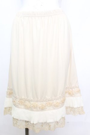 画像: axes femme / 裾モチーフ使いペチスカート  生成り O-25-10-25-1037-AX-SK-IG-OS