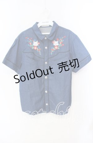 画像: Candy Stripper / ねこ刺繍デニム風ブラウス  インディゴ O-25-10-25-059-PU-BL-IG-OS