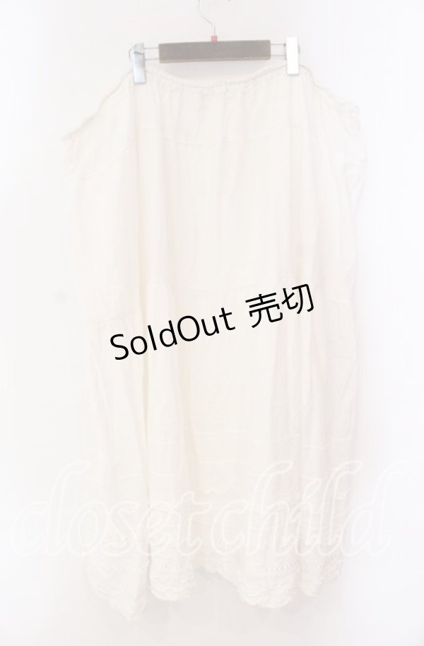 画像3: PINK HOUSE / タックフリルリボン通しロングスカート【お直しあり】  シロ O-25-10-28-038-LO-SK-IG-OS (3)