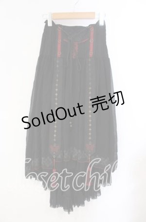 画像: Ozz oneste / バタフライレース付きシャーリングスカート  ブラック×レッド O-25-10-28-053-OO-SK-IG-OS