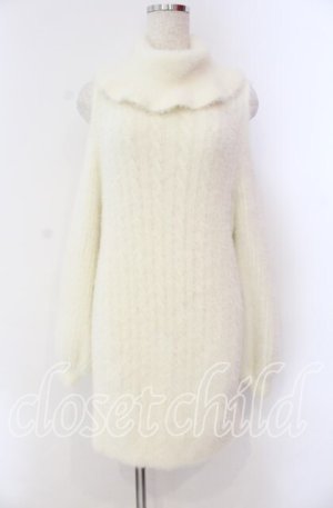 画像: LIZ LISA / フェザー肩あきニットワンピース  オフ O-25-10-28-011-LO-OP-IG-OS