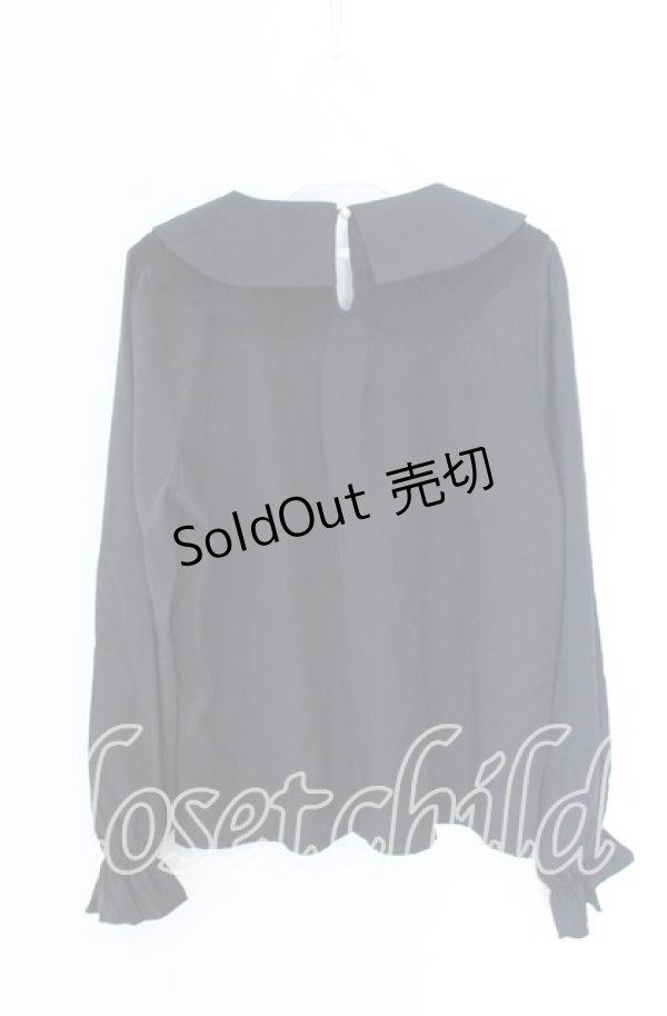 画像3: axes femme / リボン付き猫刺繍ブラウスプルオーバー F クロ O-25-10-29-045-AX-BL-OW-OS (3)