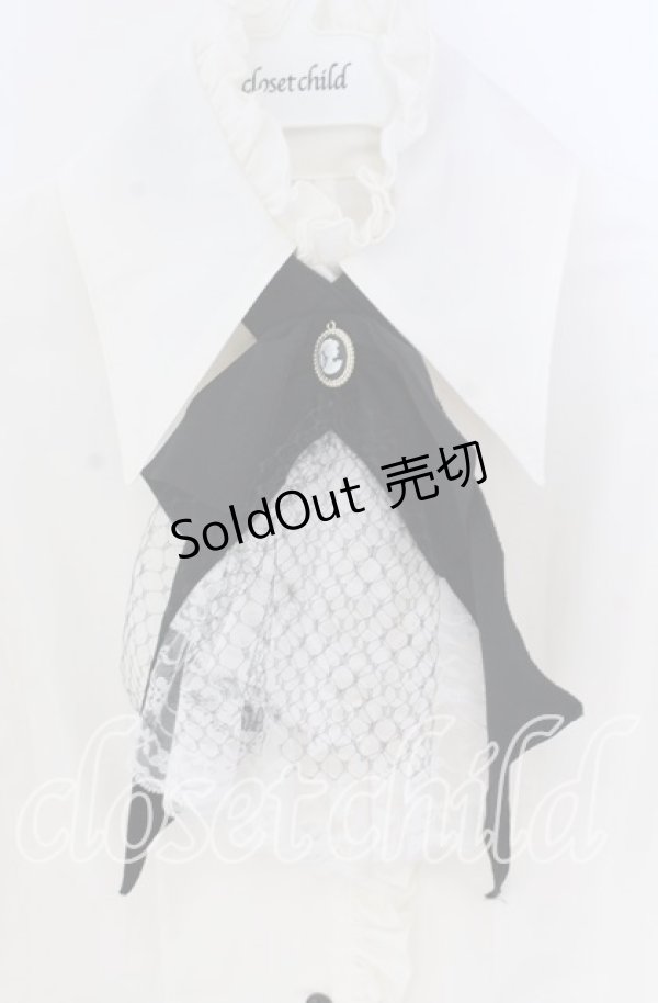 画像2: MARBLE / デコラティブタイ付き姫袖ブラウス  ホワイト×ブラック O-25-10-29-067-GO-BL-OW-OS (2)