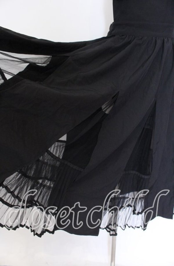 画像4: Jamie エーエヌケー / 胸バックルジャンパースカート  クロ O-25-10-29-076-LO-OP-IG-OS (4)