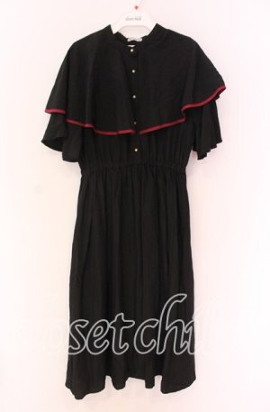 画像: axes femme / パイピングケープワンピース  クロ O-25-10-29-089-AX-OP-IG-OS