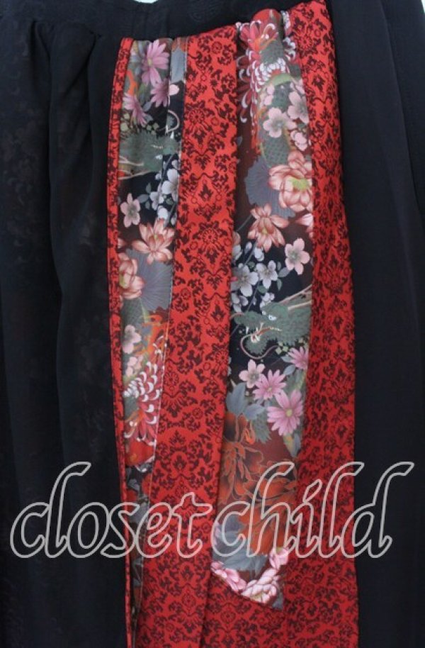 画像2: Qutie Frash / ラップ付き和柄バギーパンツ  レッド×ブラック O-25-10-29-112-QU-PA-IG-OS (2)