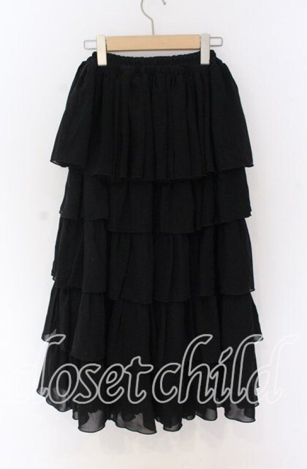 画像2: MARBLE / 5段フリルロングボリュームスカート  ブラック O-25-10-29-114-GO-SK-IG-OS (2)