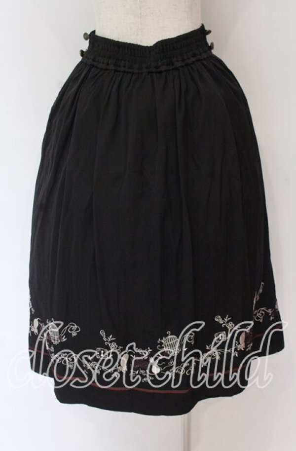 画像2: axes femme / リボン付猫刺繍スカート F クロ O-25-10-29-121-AX-SK-OW-OS (2)