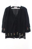 画像1: TOMATSU / フラワー刺繍透かしカーディガン  クロ O-25-10-31-043-LO-TO-IG-OS (1)