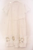 画像4: PINK HOUSE / ハートブーケ刺繍シャーリングチュニック  シロ O-25-10-31-067-LO-TO-IG-OS (4)