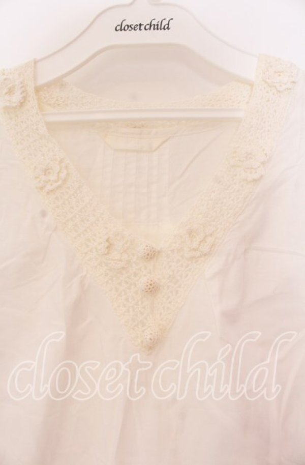 画像2: PINK HOUSE / レース配色シャツチュニック  シロ O-25-10-31-076-LO-OP-IG-OS (2)